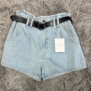 Brand new KanCan Shorts with Black Belt